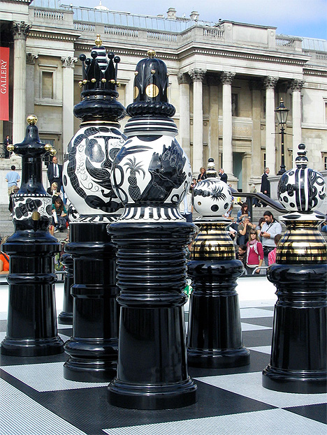 hayon-1 Jaime Hayon, Ceramic Chess pieces