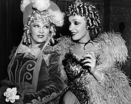Mae West/Marlene Dietrich